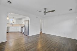 4808 Churchill Road photo 4