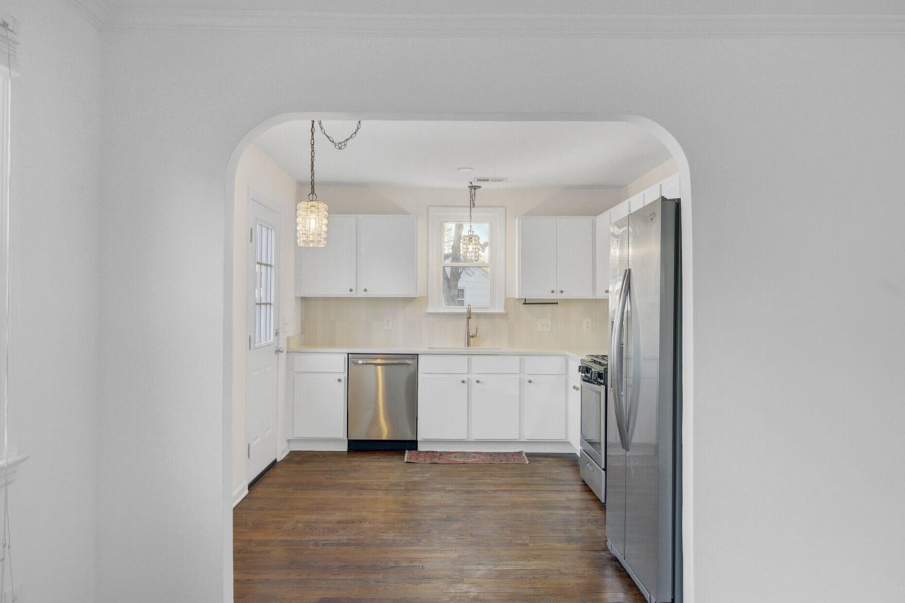 4808 Churchill Road Photo 8