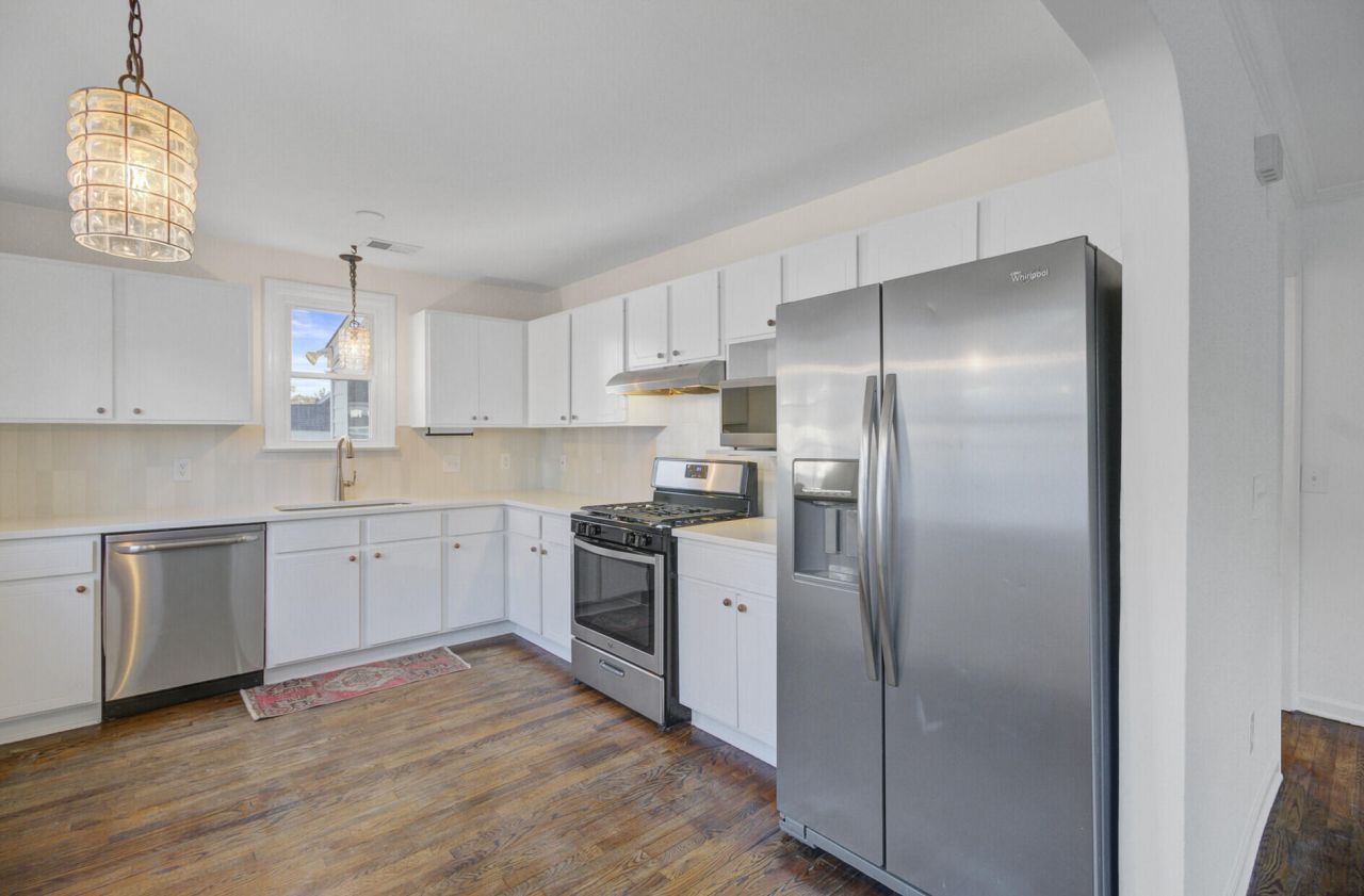 4808 Churchill Road Photo 9