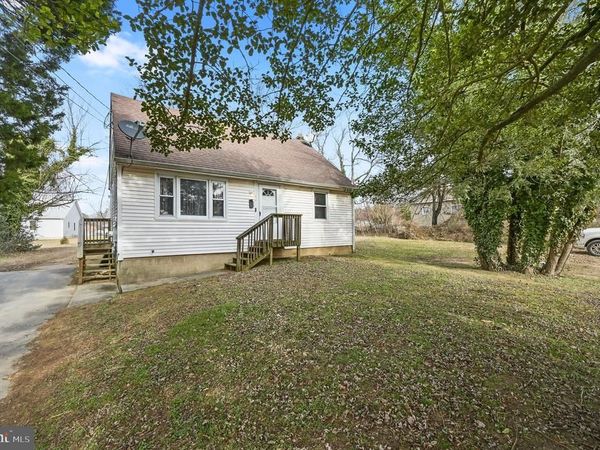 21 E PEACH STREET, CAMDEN, DE 19934