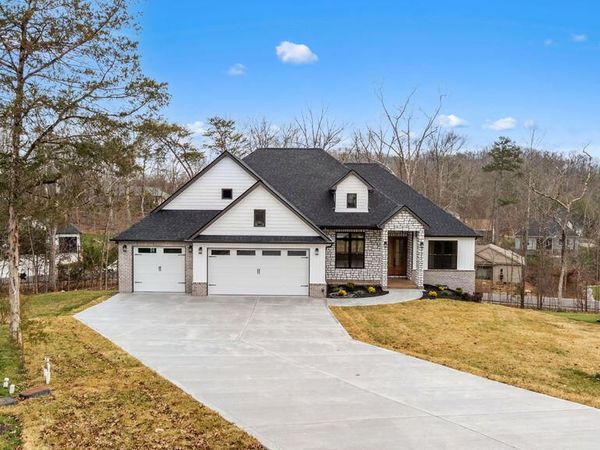 412 Elohi Place, Loudon, TN 37774