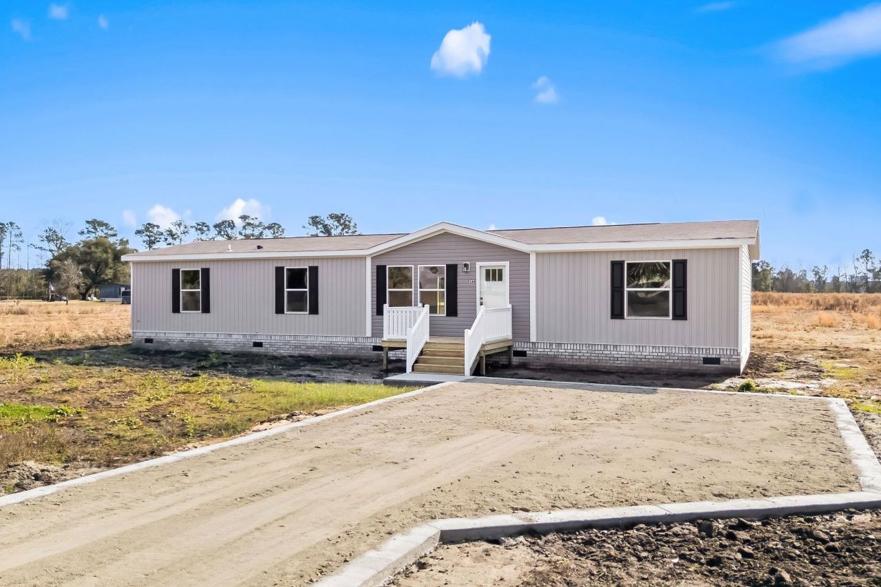 7144 Highway 366 Photo 1