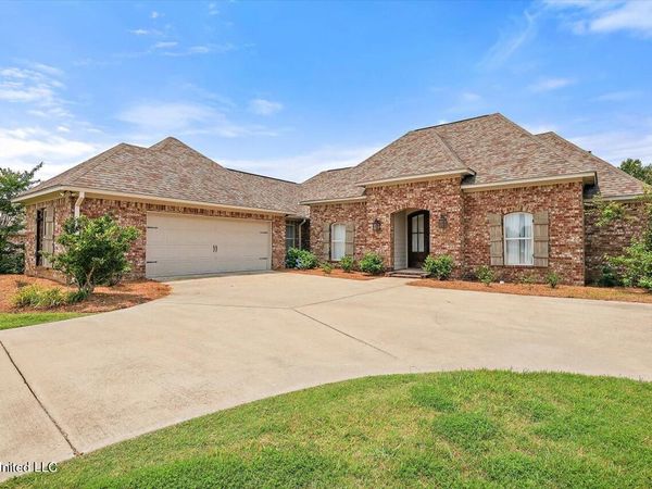 153 Hampton Hills Boulevard, Canton, MS 39046