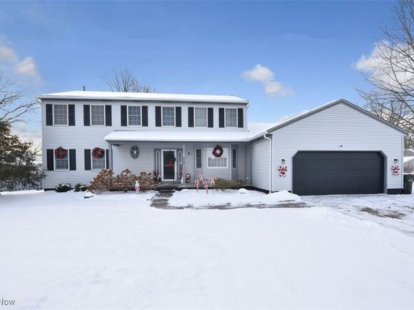 172 Loyola Drive, Elyria, OH 44035