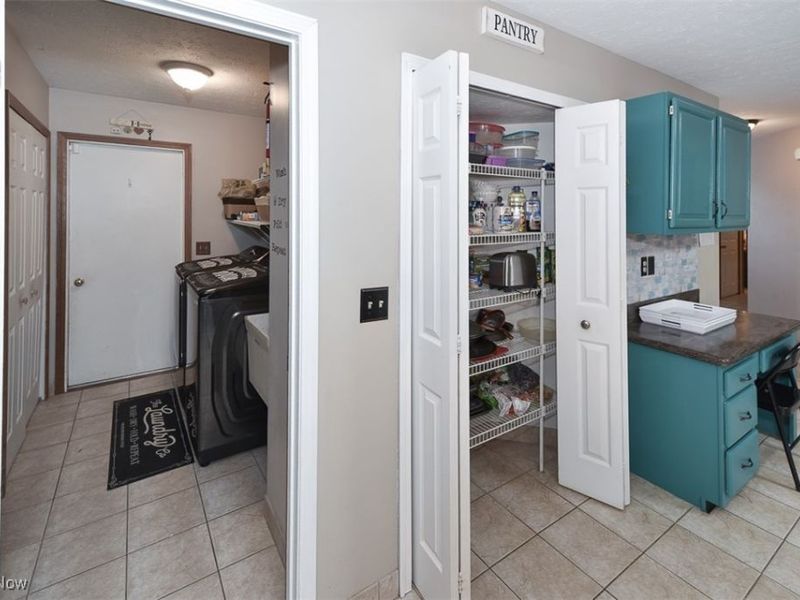 172 Loyola Drive, Elyria, OH 44035 Photo 15