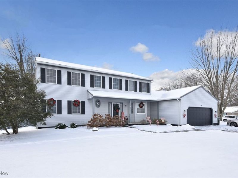 172 Loyola Drive, Elyria, OH 44035 Photo 2