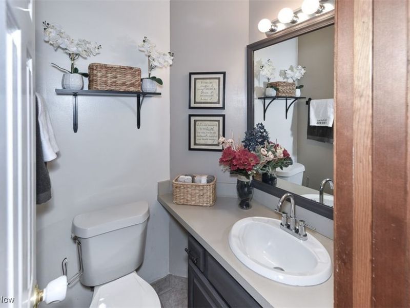 172 Loyola Drive, Elyria, OH 44035 Photo 20