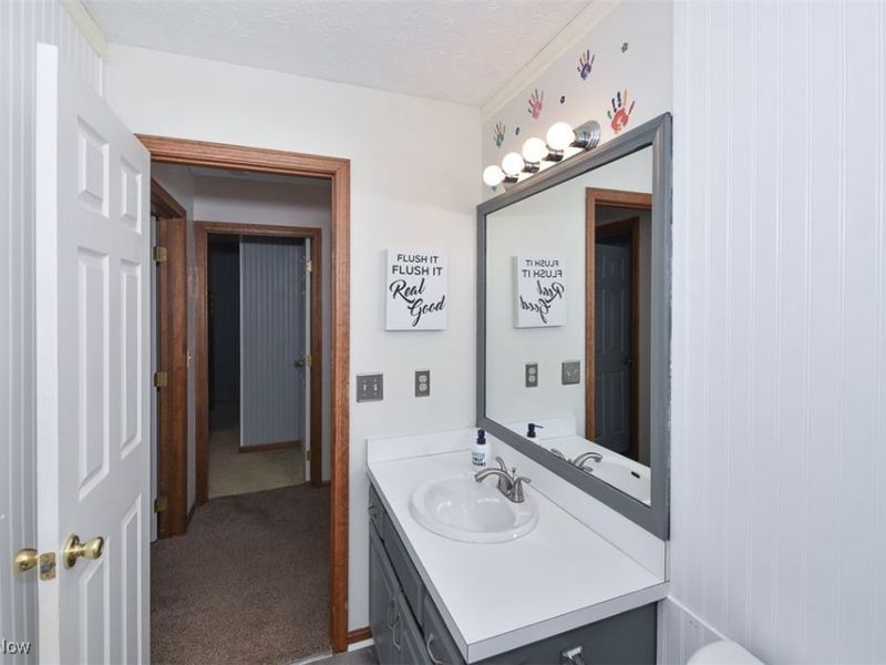 172 Loyola Drive, Elyria, OH 44035 Photo 42