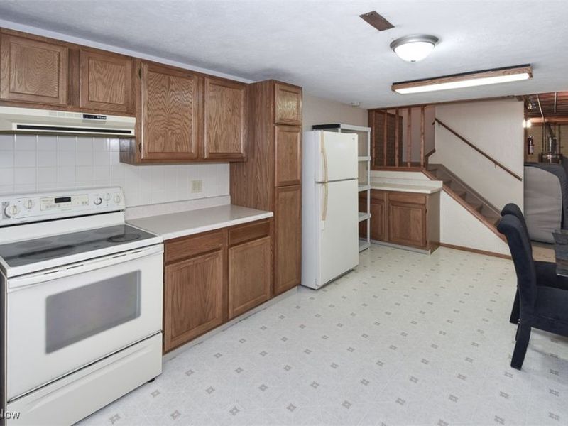 172 Loyola Drive, Elyria, OH 44035 Photo 46