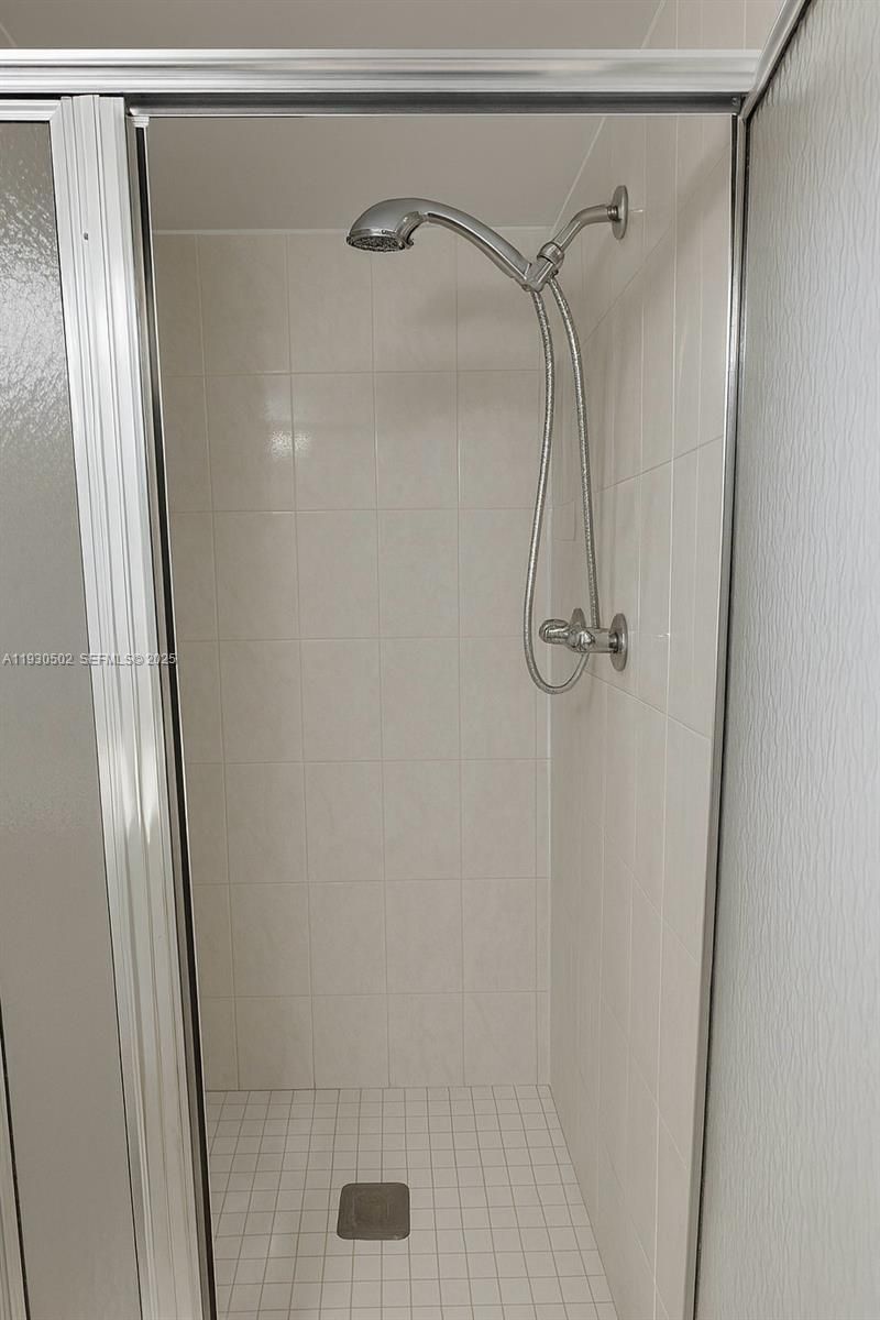 4705 NW 7th St, Unit 106-7, Miami, FL 33126 Photo