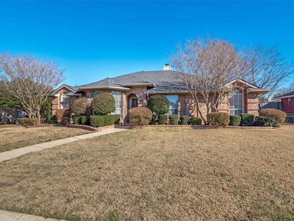 2400 Buck Drive, Mesquite, TX 75181
