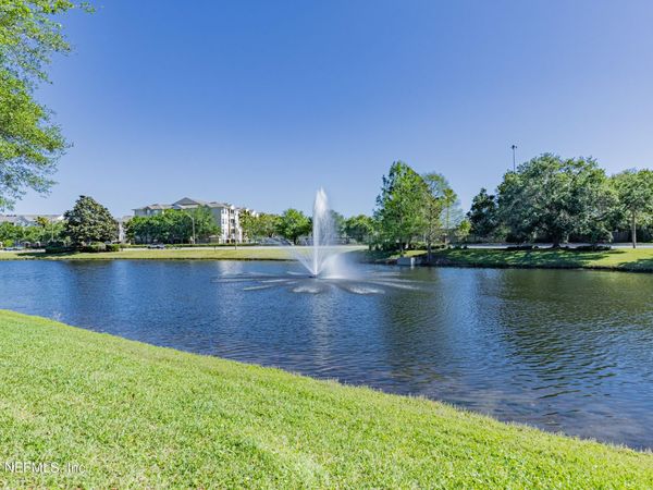 7800 POINT MEADOWS Drive, Unit 1232, Jacksonville, FL 32256