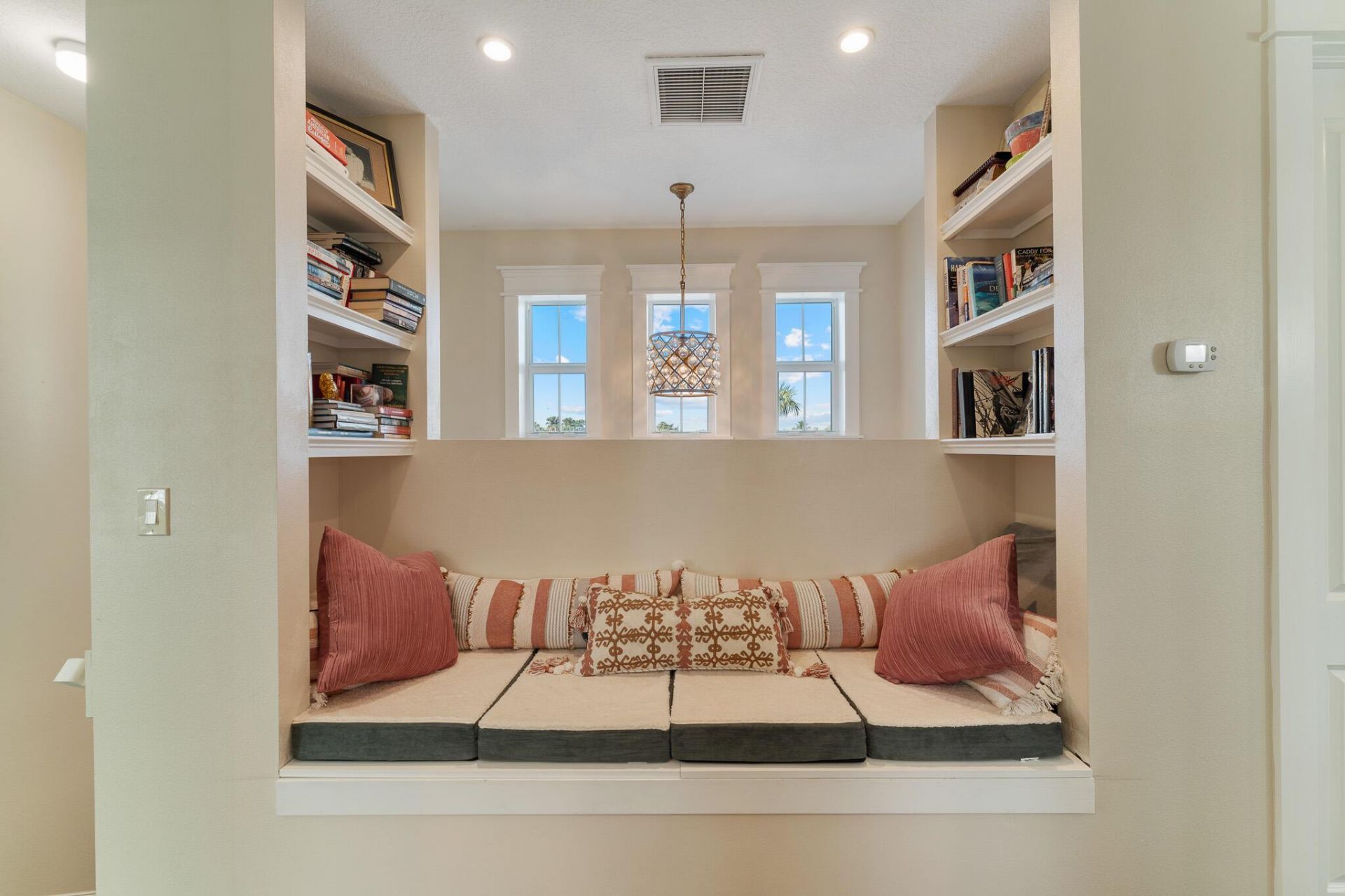 1002 SE Riverside Drive, Stuart, FL 34996 Photo