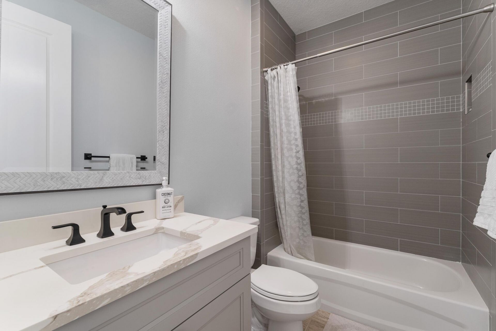 1002 SE Riverside Drive, Stuart, FL 34996 Photo