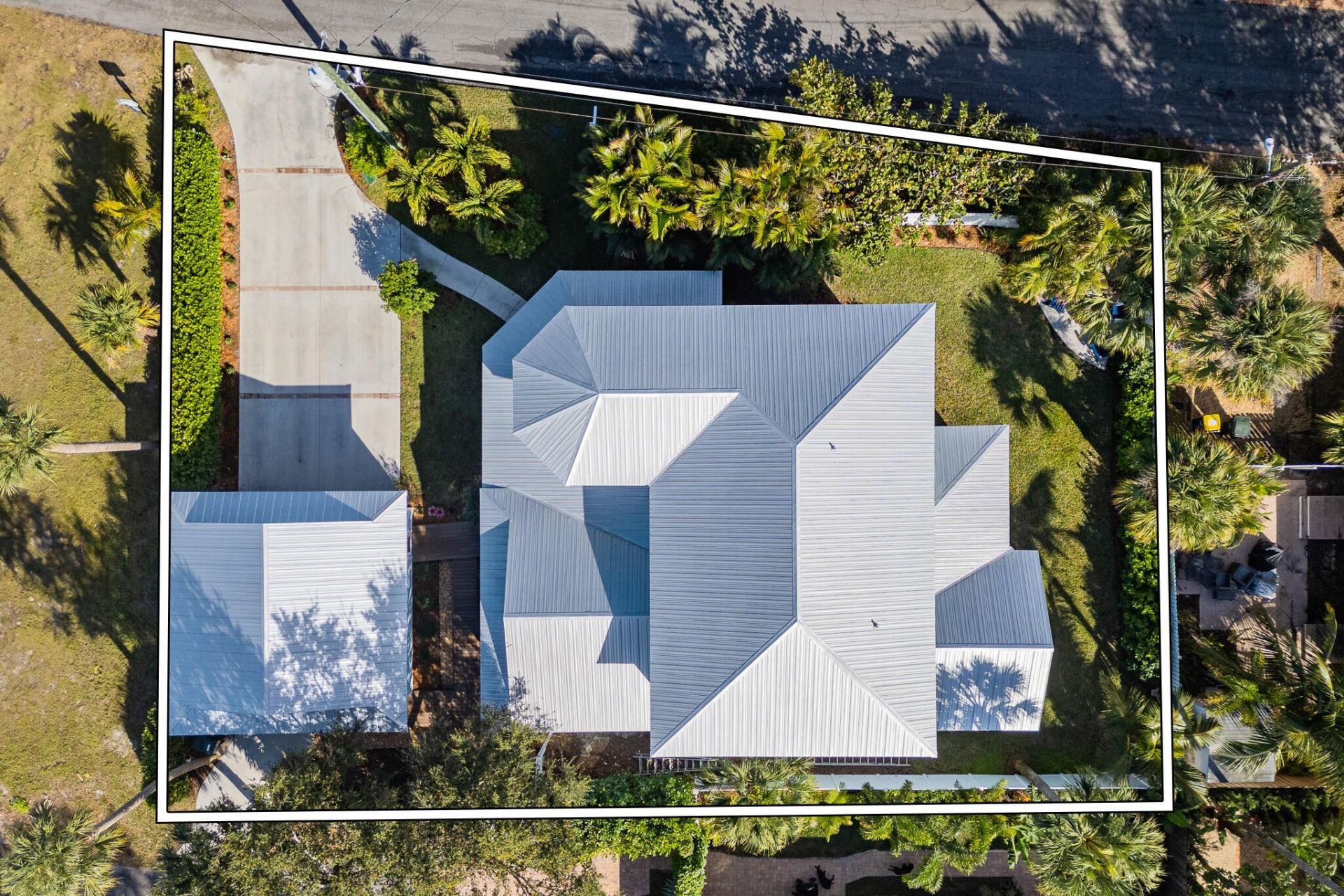 1002 SE Riverside Drive, Stuart, FL 34996 Photo