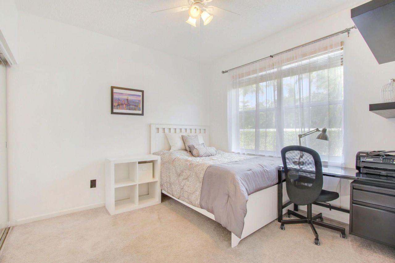 8205 Sandpiper Way, West Palm Beach, FL 33412 Photo