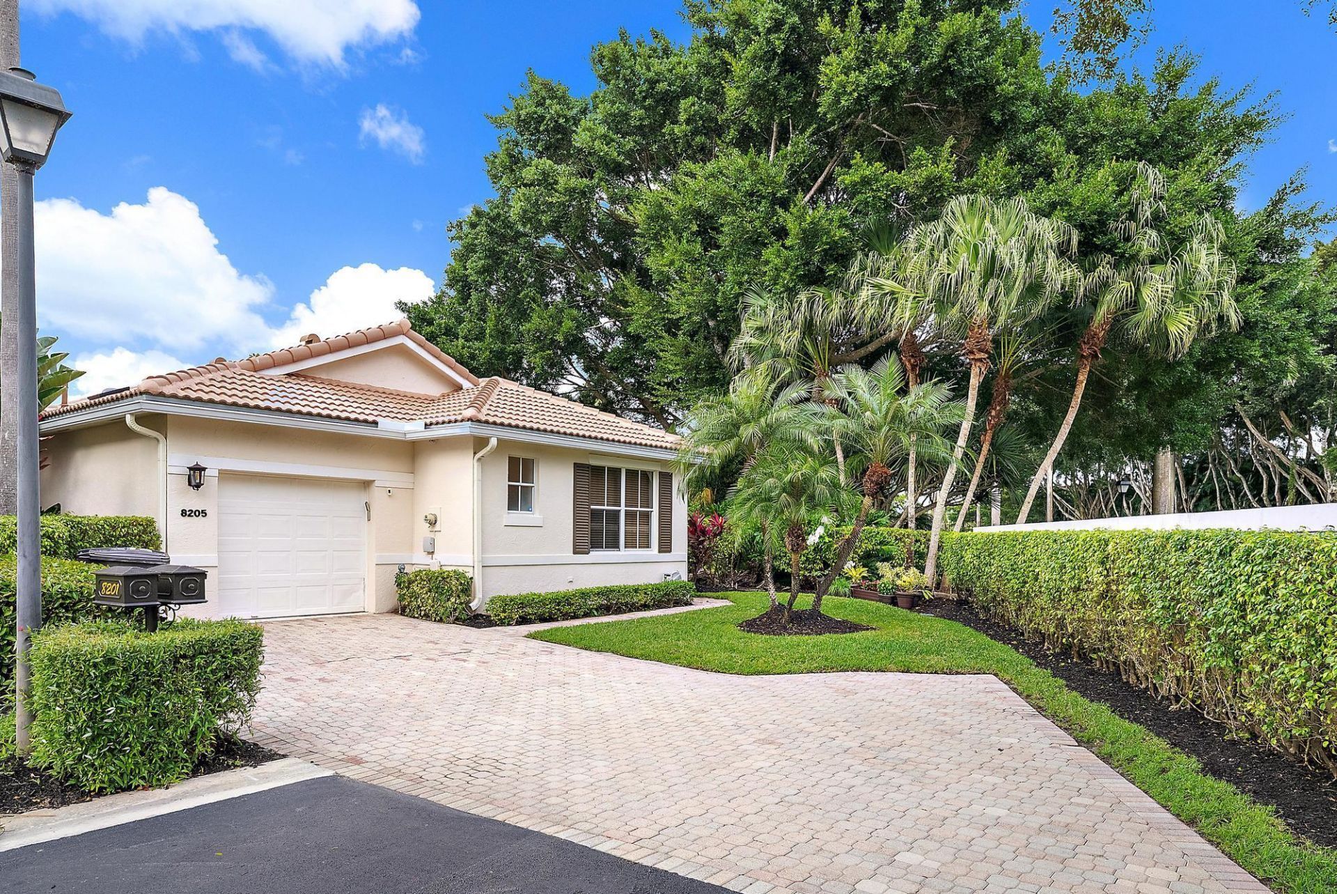 8205 Sandpiper Way, West Palm Beach, FL 33412 Photo