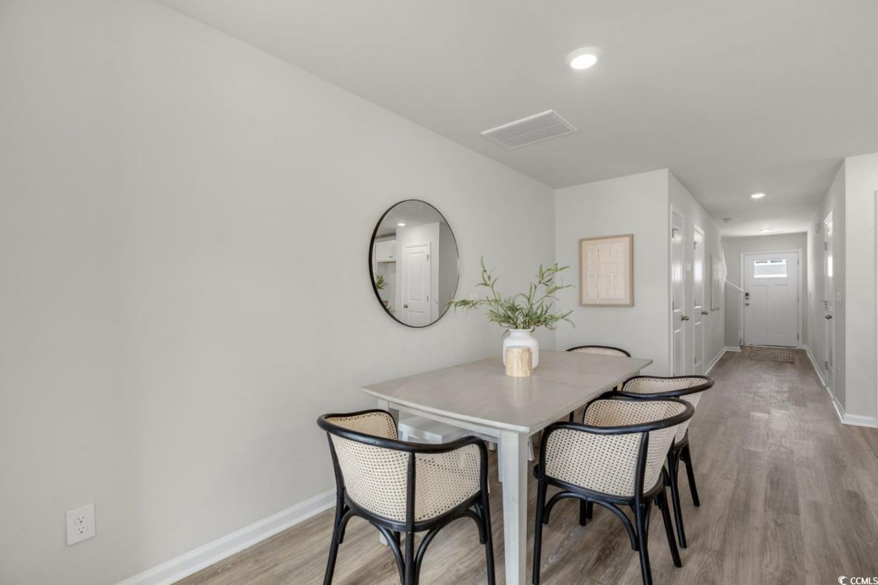 272 Bayou Loop Photo 6