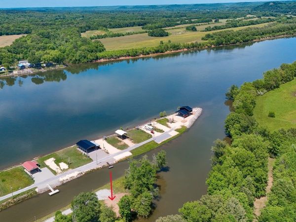 258 Drake Dr, Clifton, TN 38425