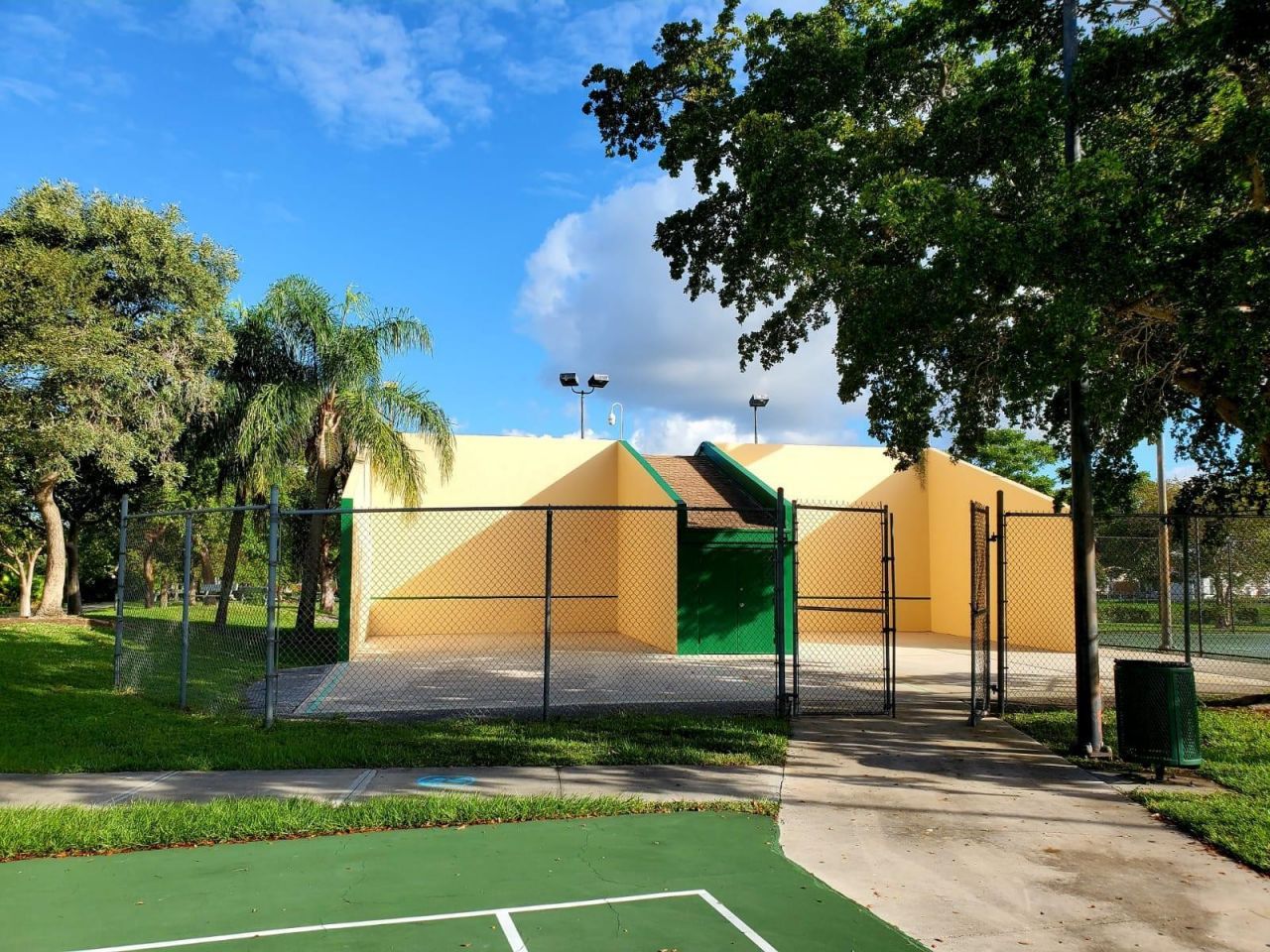 120 Royal Park Drive, Unit B4, Oakland Park, FL 33309 Photo