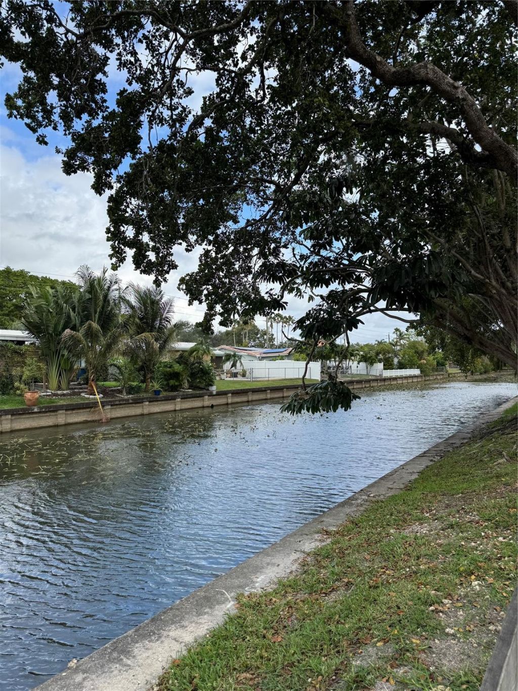 120 Royal Park Drive, Unit B4, Oakland Park, FL 33309 Photo