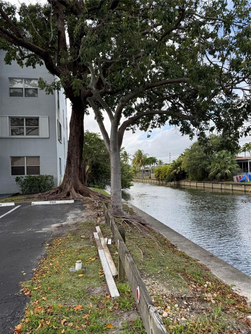 120 Royal Park Drive, Unit B4, Oakland Park, FL 33309 Photo