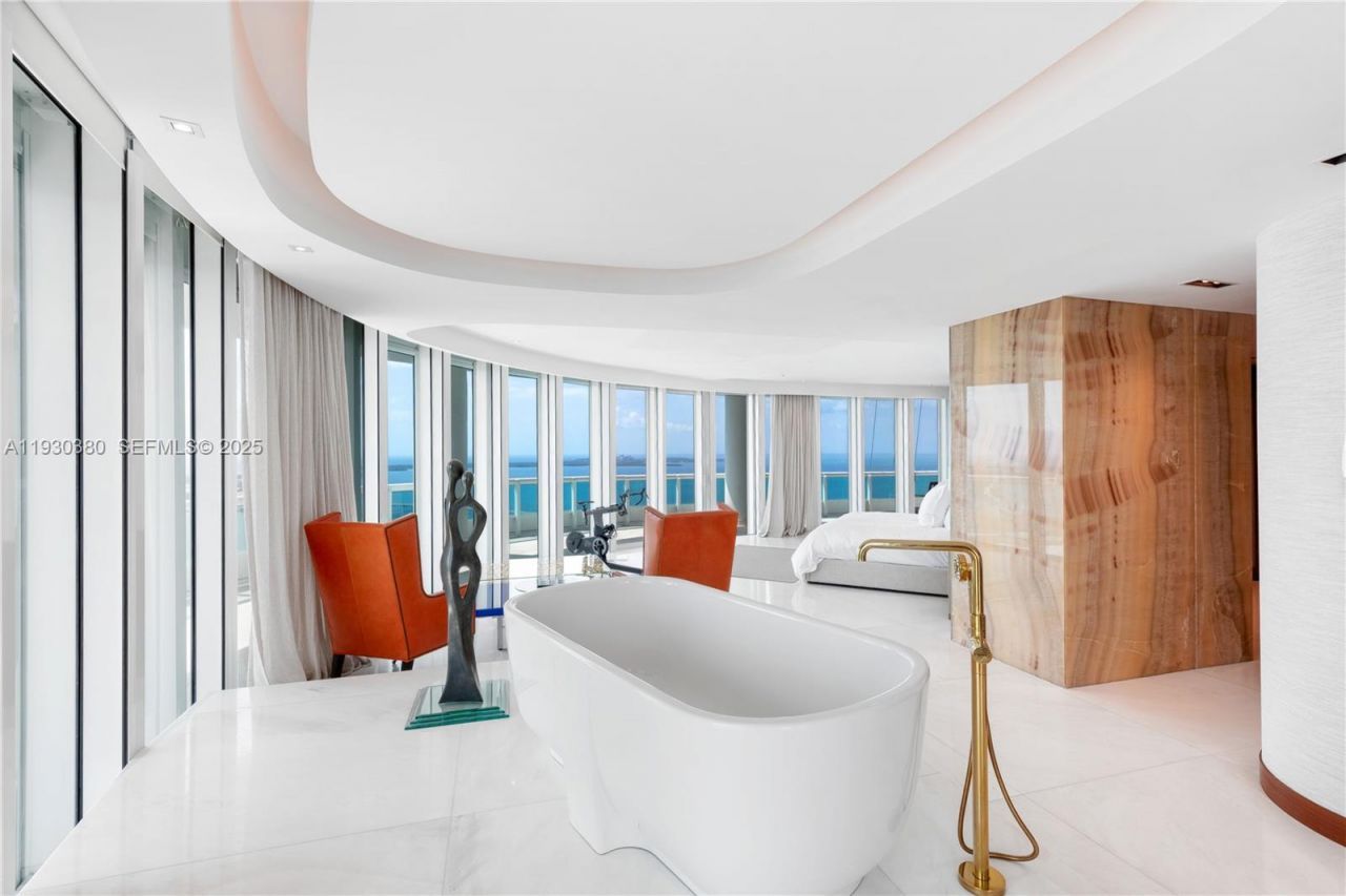 1643 Brickell Ave, Unit PH 4901 +, Miami, FL 33129 Photo