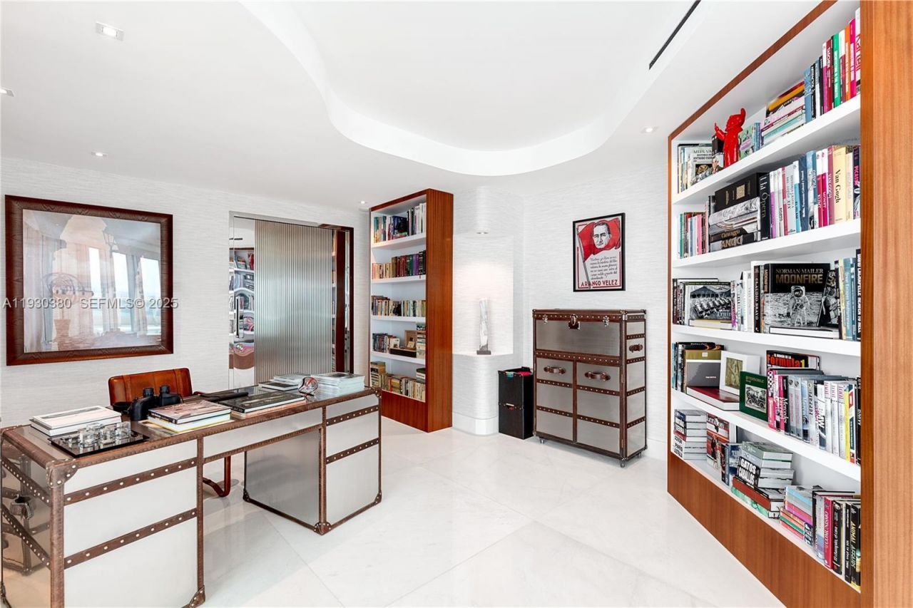 1643 Brickell Ave, Unit PH 4901 +, Miami, FL 33129 Photo