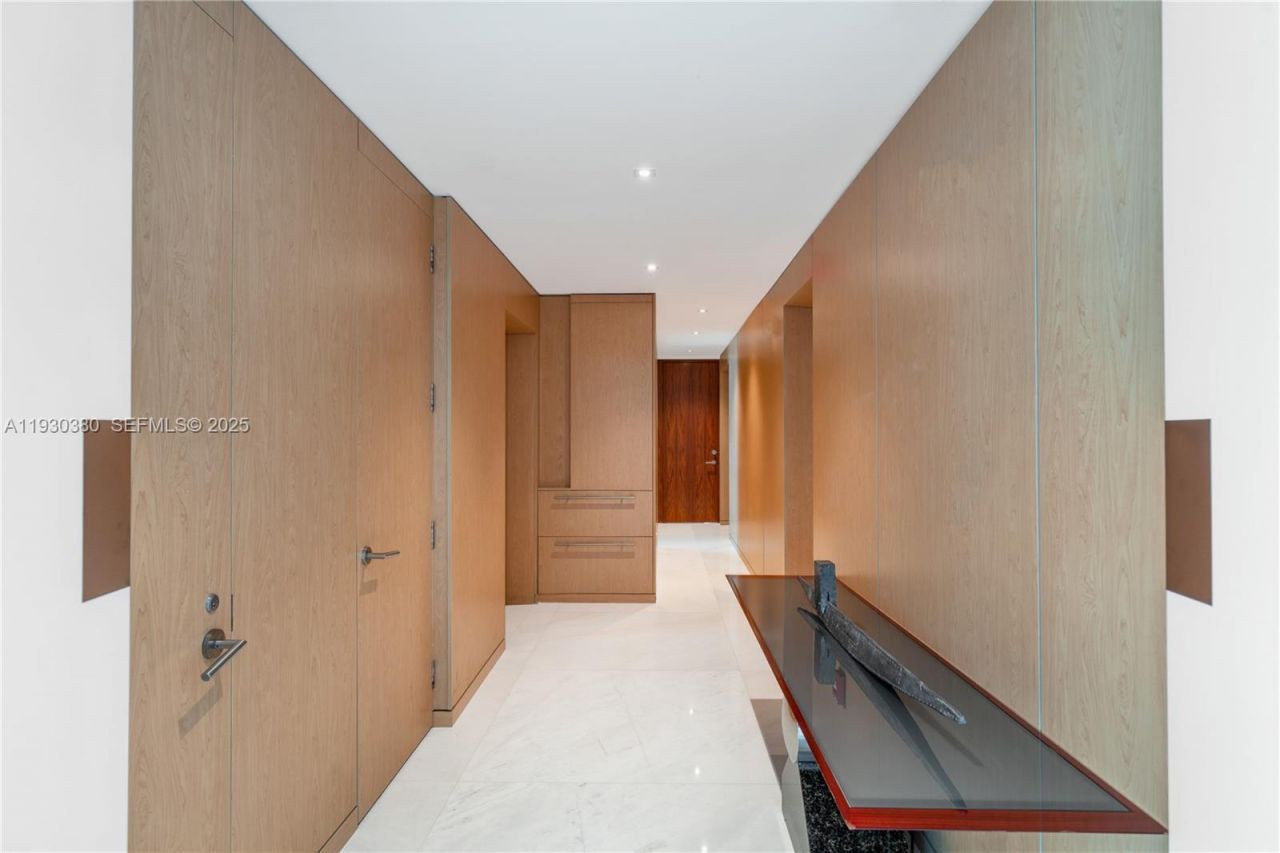 1643 Brickell Ave, Unit PH 4901 +, Miami, FL 33129 Photo