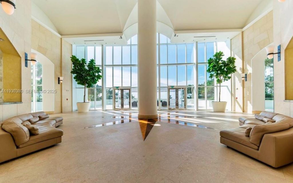 1643 Brickell Ave, Unit PH 4901 +, Miami, FL 33129 Photo