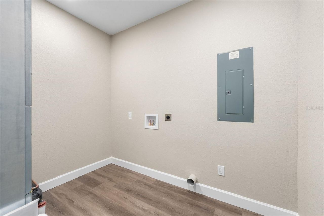 2016 NE 3rd Avenue, Gainesville, FL 32641 Photo