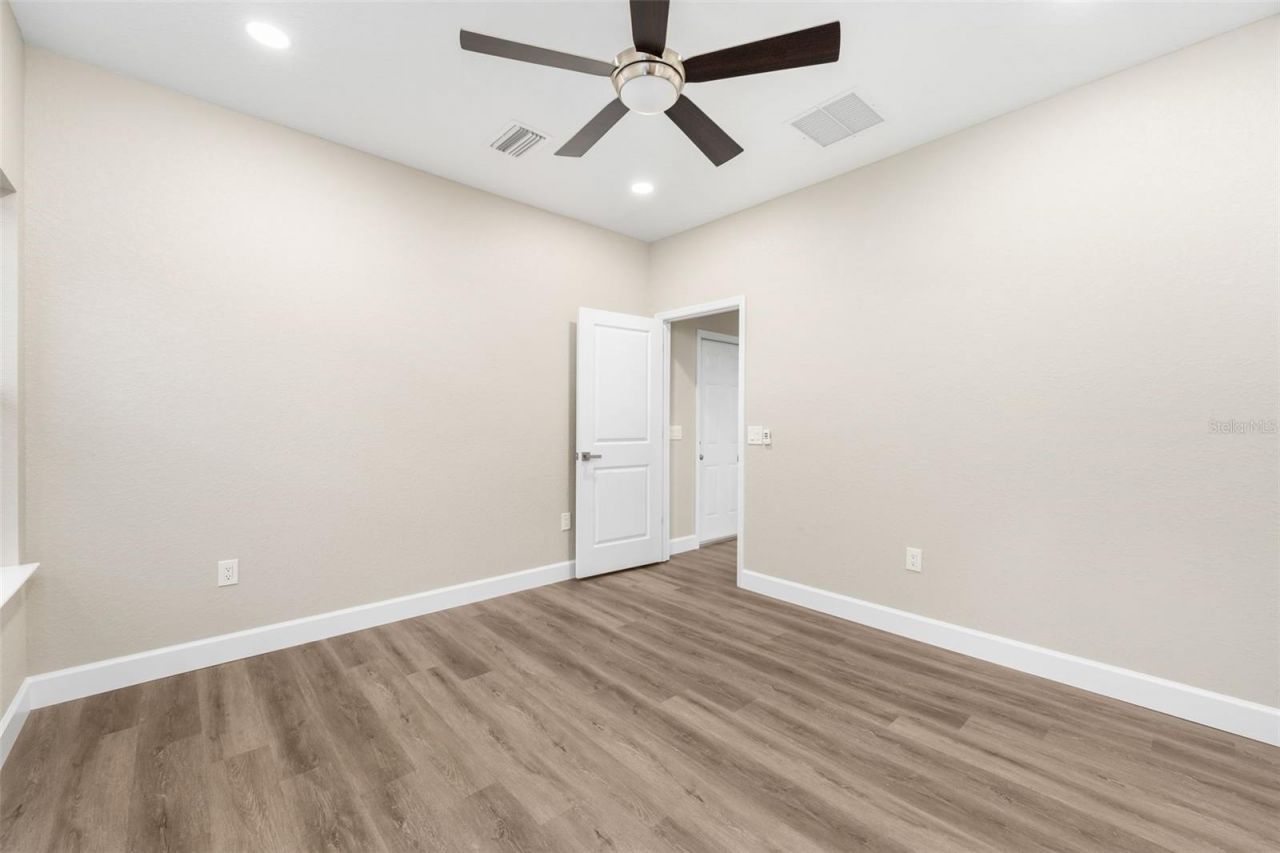 2016 NE 3rd Avenue, Gainesville, FL 32641 Photo