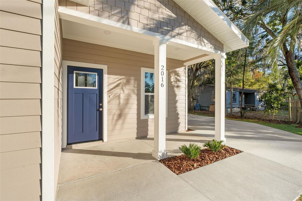 2016 NE 3rd Avenue, Gainesville, FL 32641 Photo