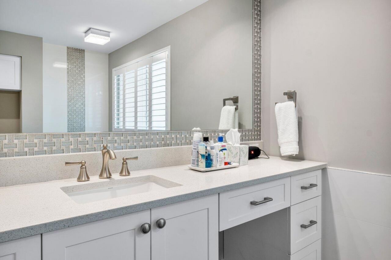 941 Dogwood Drive, Delray Beach, FL 33483 Photo