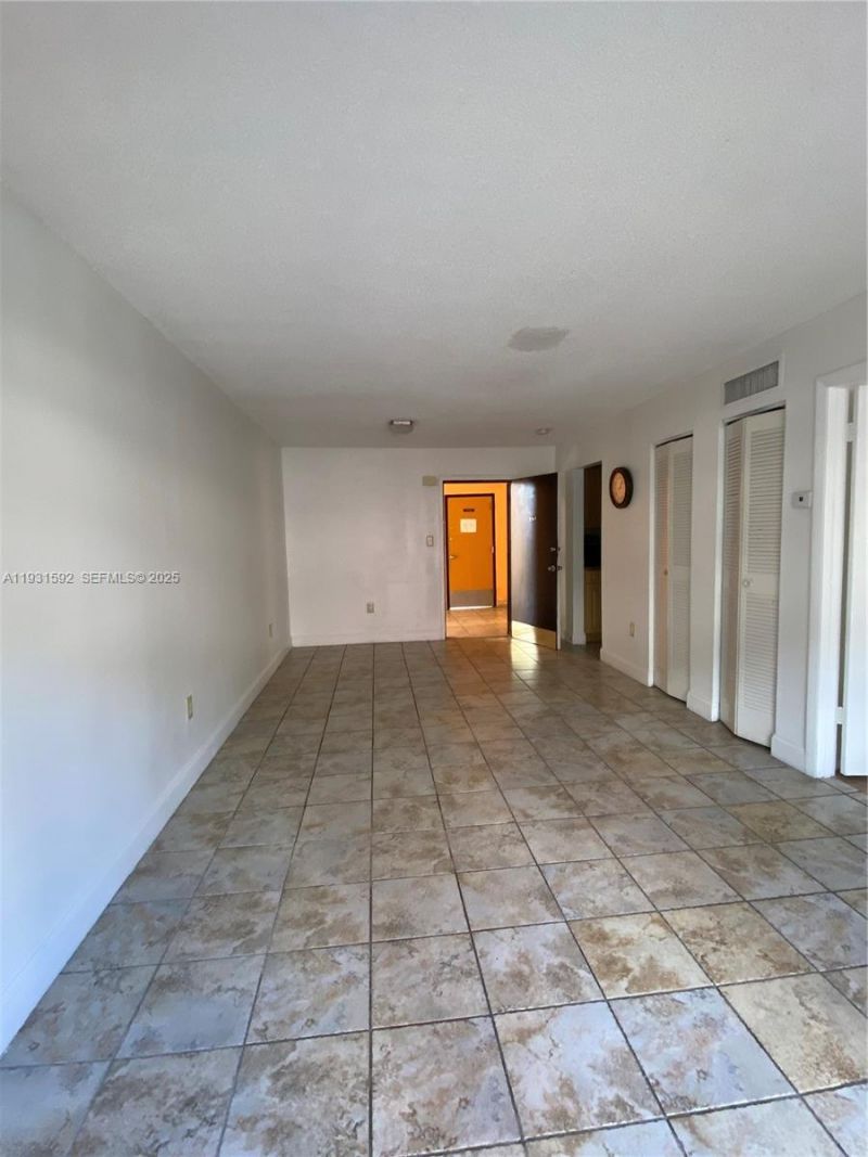 295 NW 72nd Ave , Unit 204, Miami, FL 33126 Photo