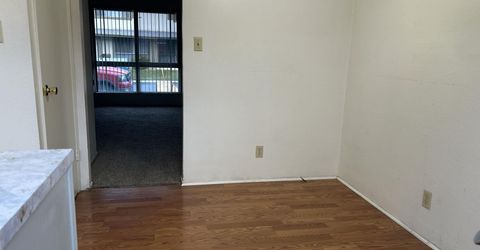 828 Woodglen Drive, Unit APT 2, Sparks, NV 89434 Photo