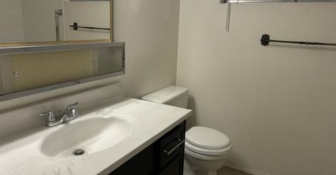 828 Woodglen Drive, Unit APT 2, Sparks, NV 89434 Photo