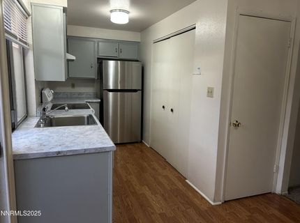 828 Woodglen Drive, Unit APT 2, Sparks, NV 89434 Photo
