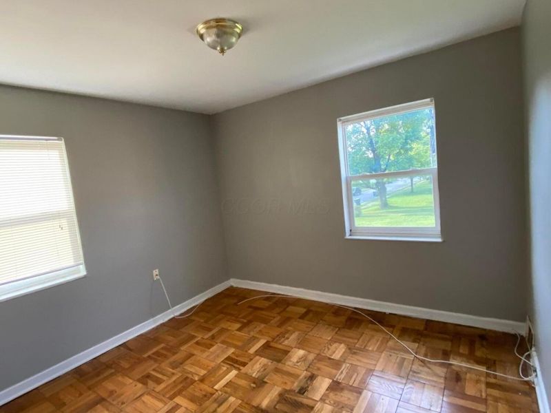 73 N Hampton Road, Columbus, OH 43213 Photo 11