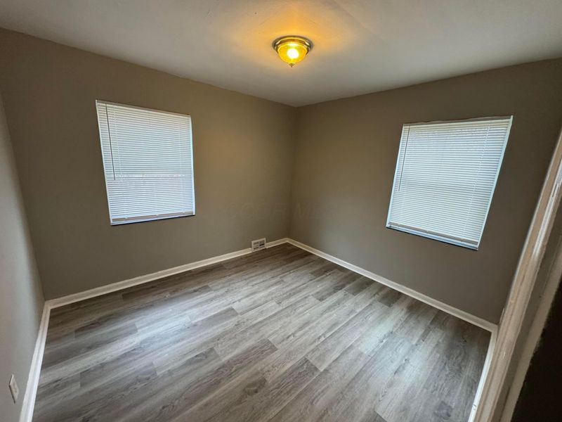 73 N Hampton Road, Columbus, OH 43213 Photo 16