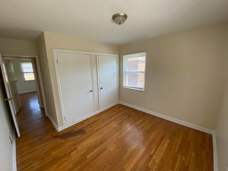 73 N Hampton Road, Columbus, OH 43213 Photo 8