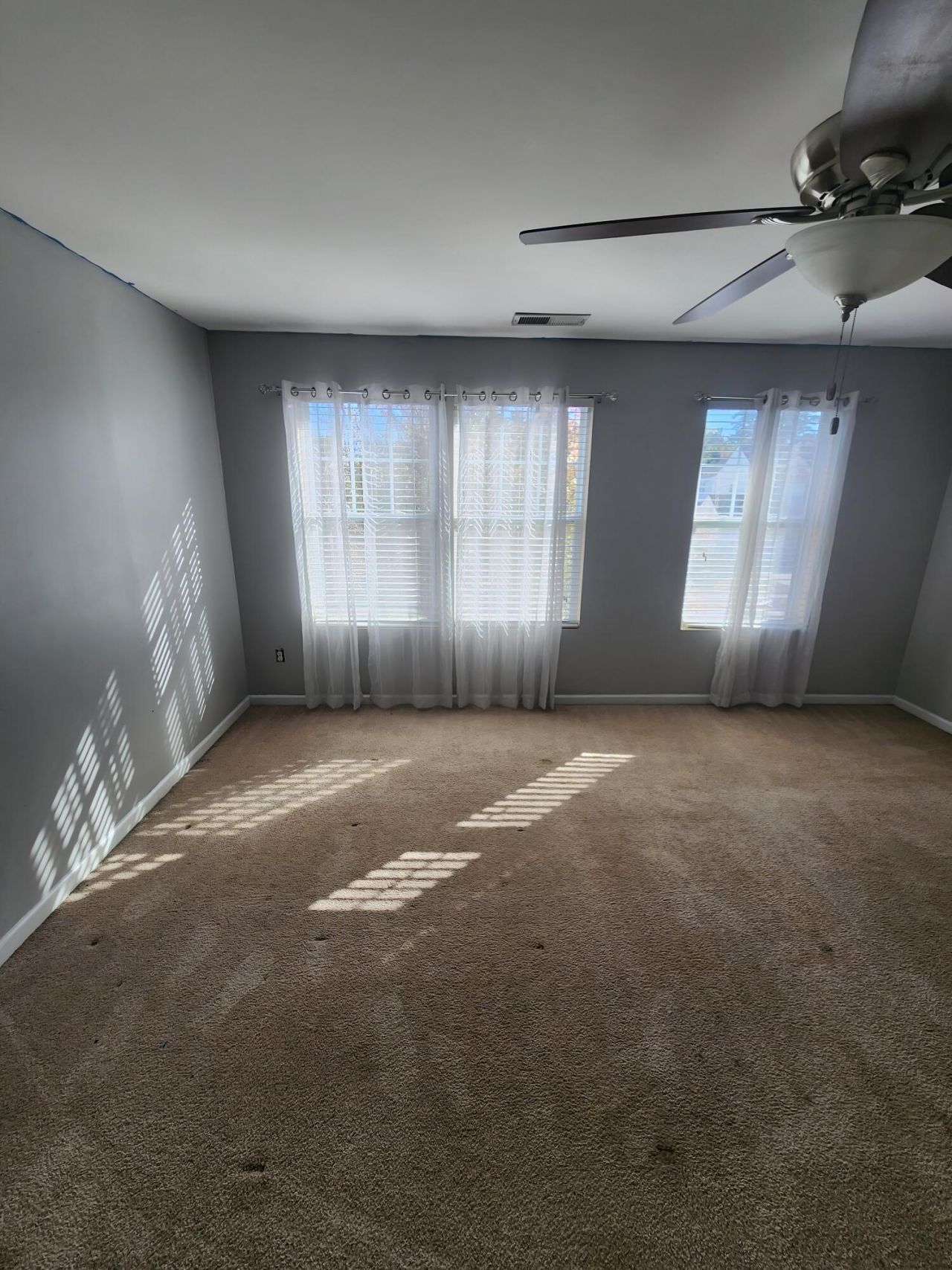 210 Medford Drive Photo 12