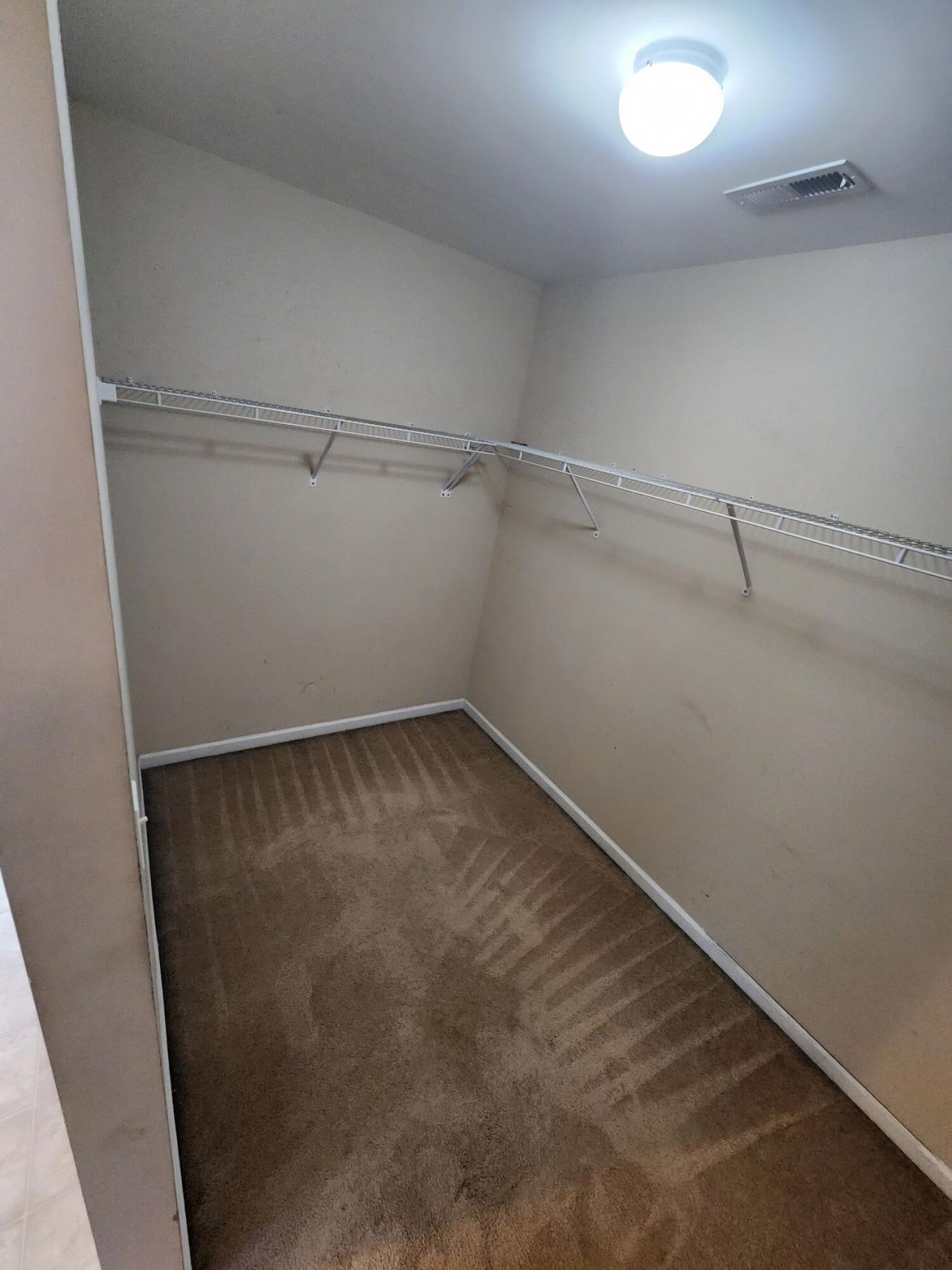 210 Medford Drive Photo 14