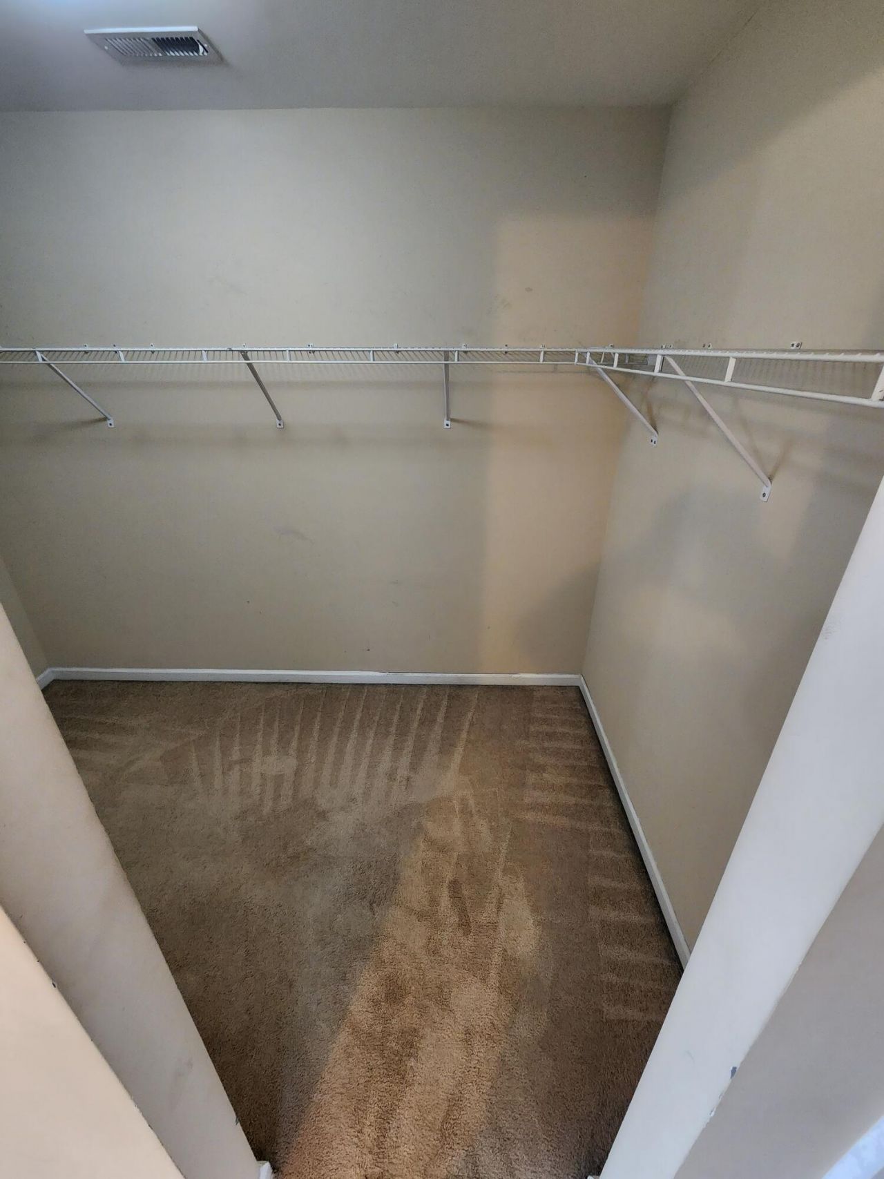 210 Medford Drive Photo 15