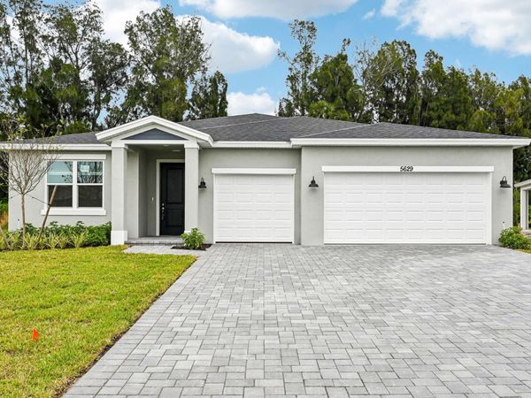 5629 Hampton Park Circle, Vero Beach, FL 32966