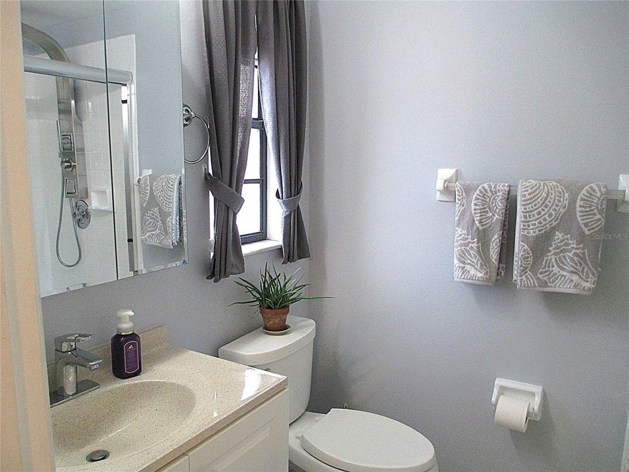 5040 Live Oak Circle, Unit 93, Bradenton, FL 34207 Photo