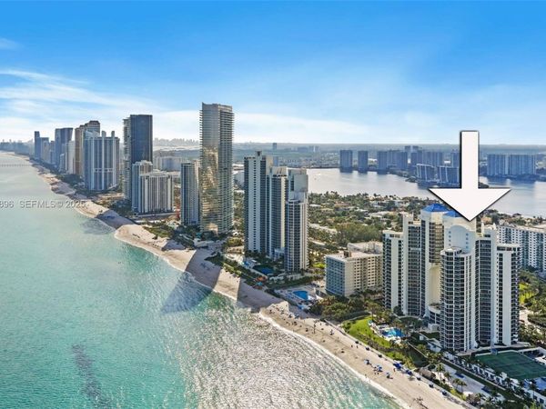 19333 E Collins Ave, Unit 1402, Sunny Isles Beach, FL 33160