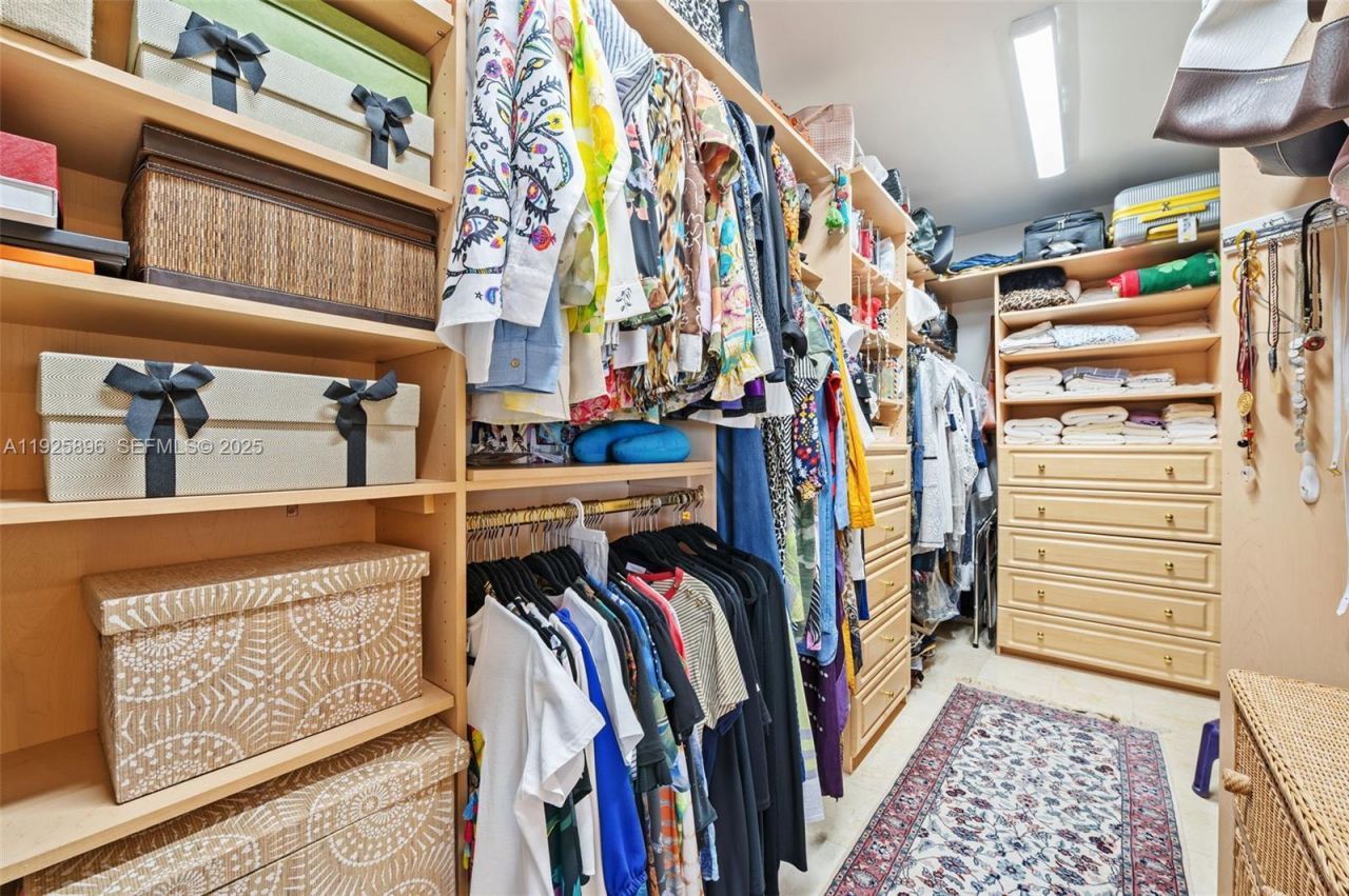 19333 E Collins Ave, Unit 1402, Sunny Isles Beach, FL 33160 Photo