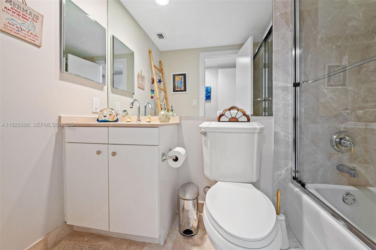 19333 E Collins Ave, Unit 1402, Sunny Isles Beach, FL 33160 Photo