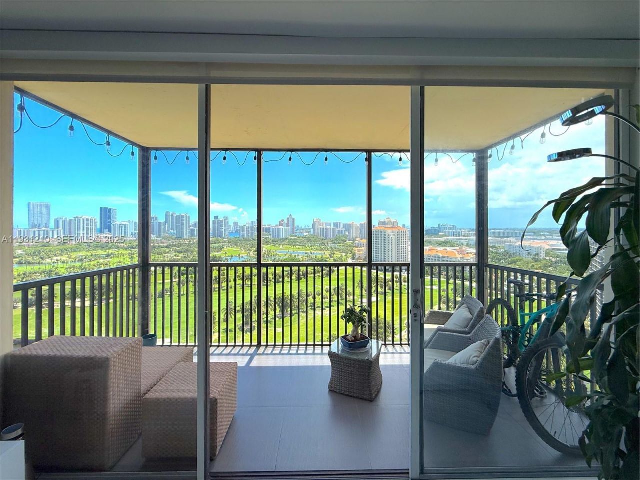 20379 W Country Club Dr, Unit 2334, Aventura, FL 33180 Photo